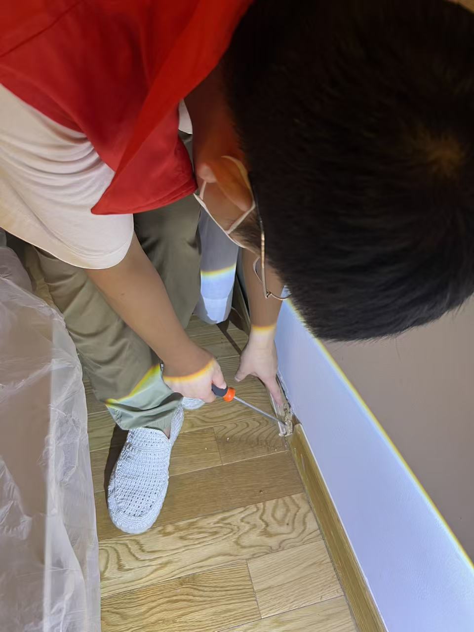 杭州市白蚁防治站：揭秘除白蚁药水成分：科学配方与安全使用指南